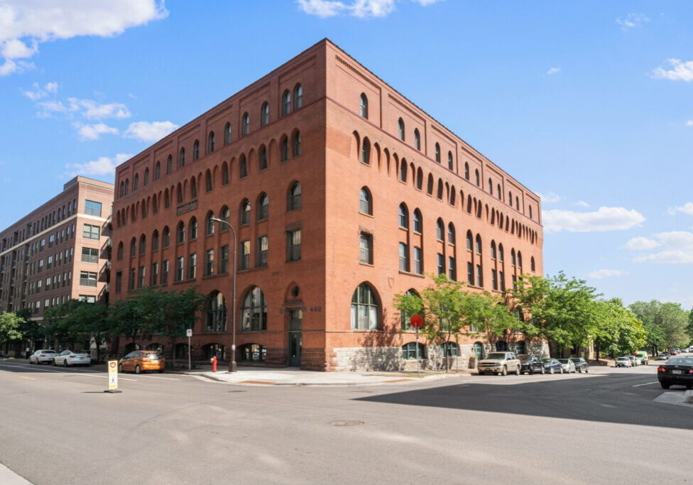 1-web-or-mls-400 N 1st St #601-001